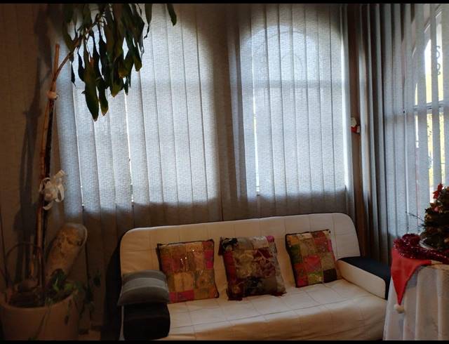 3 BEDROOM HOUSE FOR SALE IN ROSHNEE